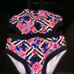 One piece flower swimsuit